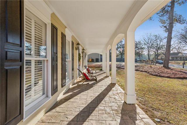 5260 Oglethorpe Court, Powder Springs, GA 30127