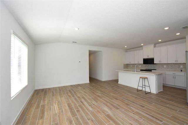 10 OCONEE DRIVE, Palm Coast, FL 32137