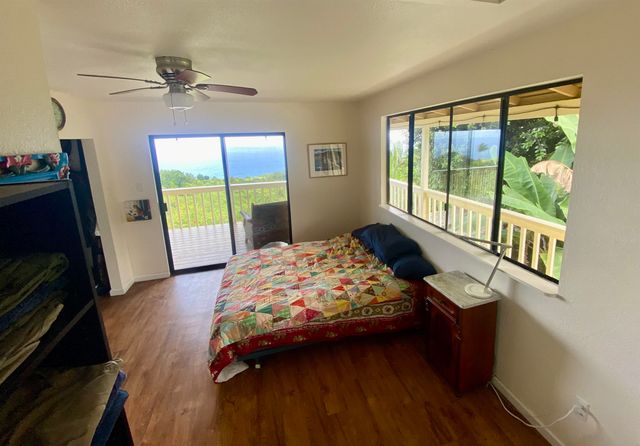 1130 Hana Hwy, Hana, HI 96713