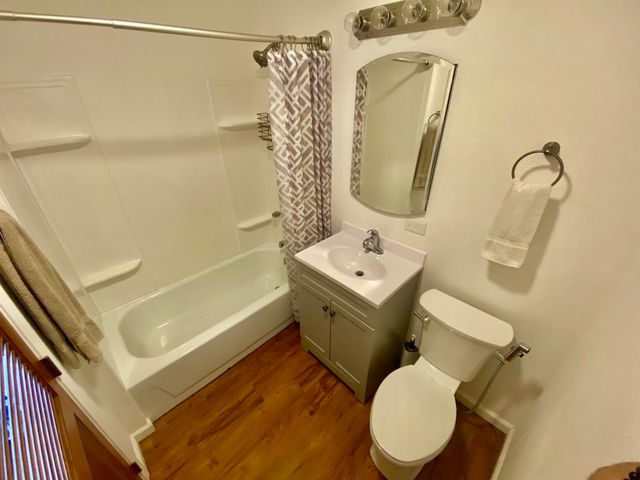 1130 Hana Hwy, Hana, HI 96713