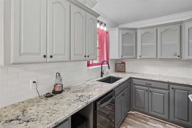 326 Evangeline Drive, Elm Grove, LA 71051