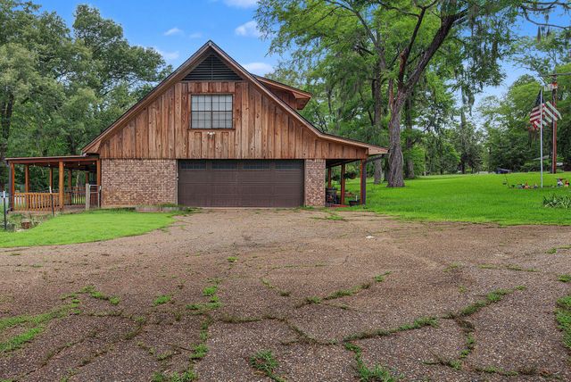 326 Evangeline Drive, Elm Grove, LA 71051