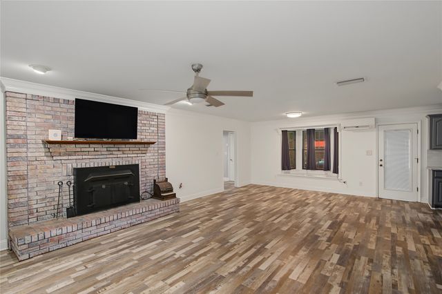 326 Evangeline Drive, Elm Grove, LA 71051