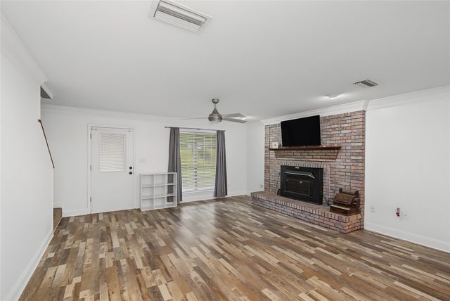 326 Evangeline Drive, Elm Grove, LA 71051