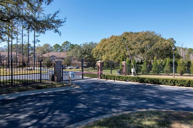 18832 DUQUESNE DRIVE, Tampa, FL 33647