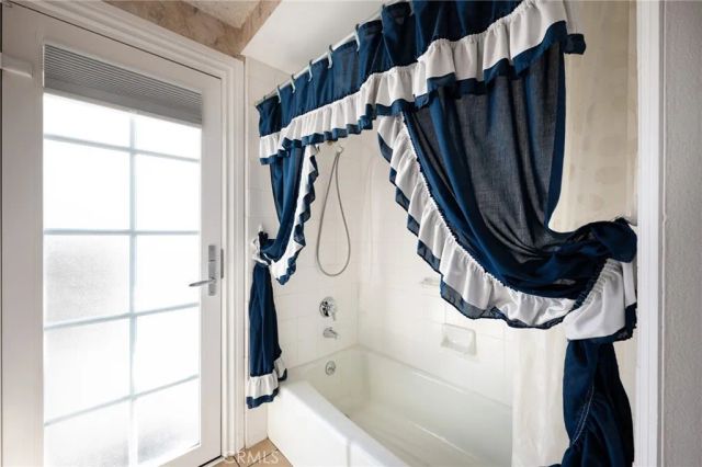 944 E Concord Avenue, Orange, CA 92867