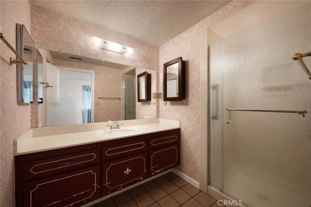 944 E Concord Avenue, Orange, CA 92867