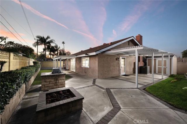 944 E Concord Avenue, Orange, CA 92867