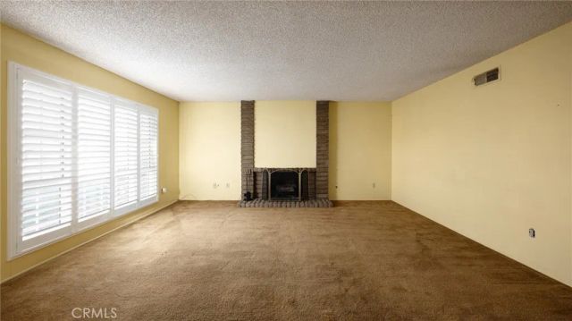 944 E Concord Avenue, Orange, CA 92867