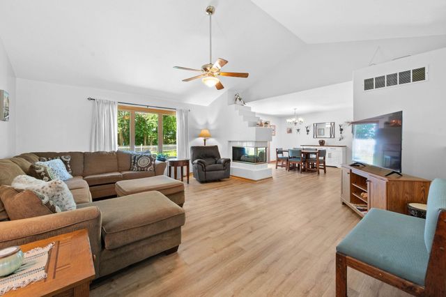 15330 E Castle St, Wichita, KS 67230