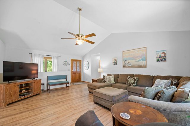 15330 E Castle St, Wichita, KS 67230