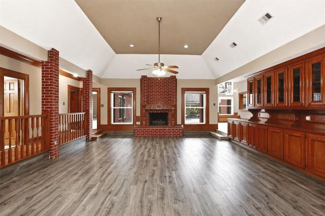 6118 Hampton Way Court, Spring, TX 77389