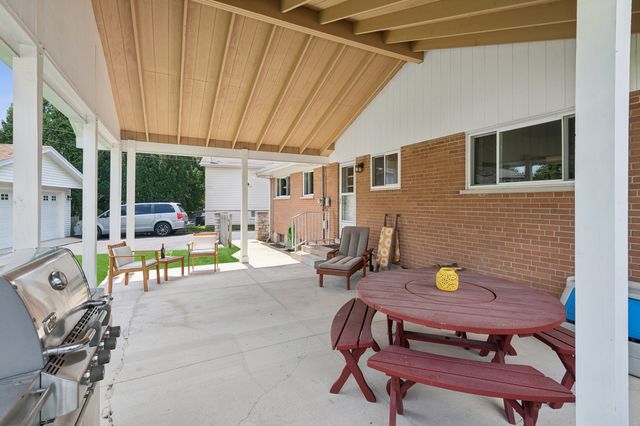 1017 S Norbury Avenue, Lombard, IL 60148