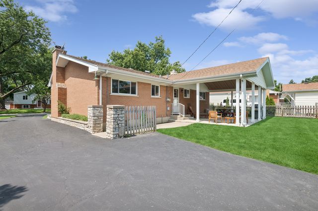 1017 S Norbury Avenue, Lombard, IL 60148