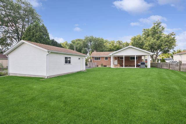 1017 S Norbury Avenue, Lombard, IL 60148