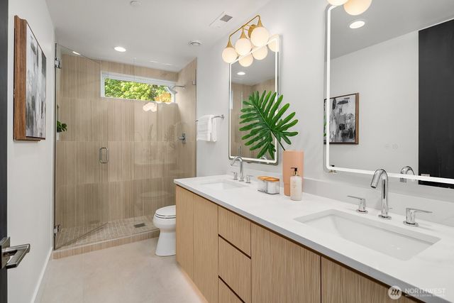 3983 162nd Place SE, Bellevue, WA 98006