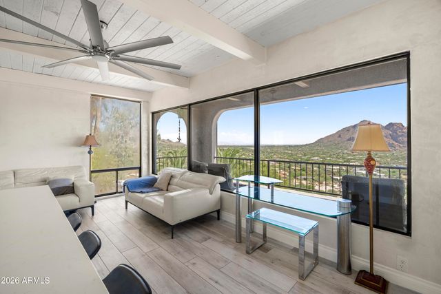 6900 N HIGHLANDS Drive, Paradise Valley, AZ 85253