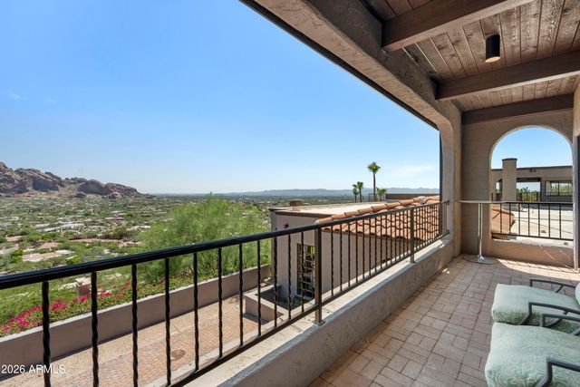 6900 N HIGHLANDS Drive, Paradise Valley, AZ 85253