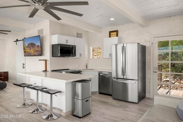 6900 N HIGHLANDS Drive, Paradise Valley, AZ 85253