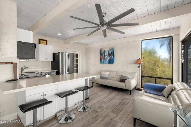 6900 N HIGHLANDS Drive, Paradise Valley, AZ 85253