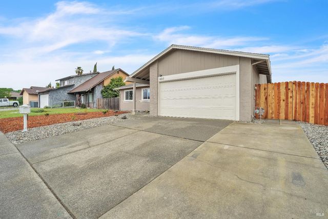607 Seagull Dr, Suisun City, CA 94585