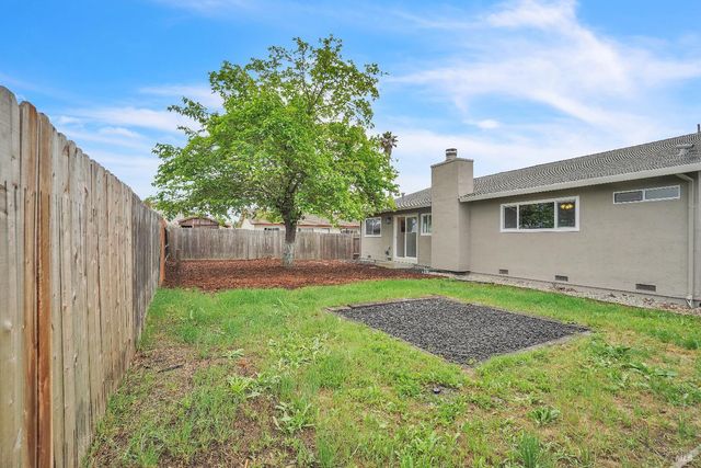 607 Seagull Dr, Suisun City, CA 94585