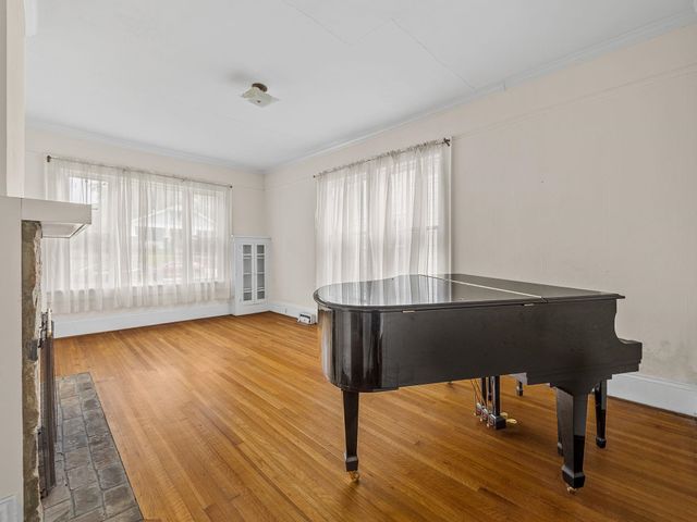 555 Poplar St, Spartanburg, SC 29302