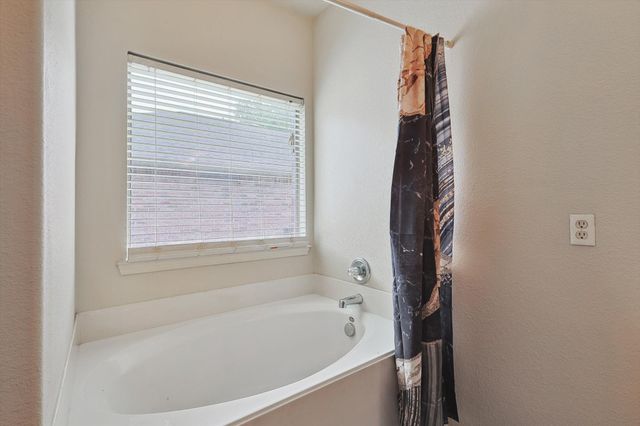 3008 Graystone Court, Seagoville, TX 75159