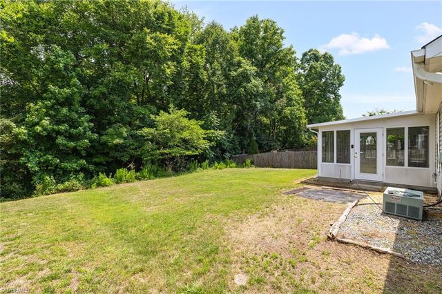 3925 Hickswood Forest Court, High Point, NC 27265