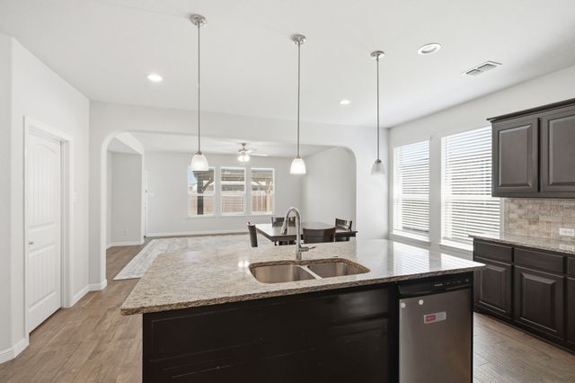 1113 Twin Brooks Lane, Fort Worth, TX 76177