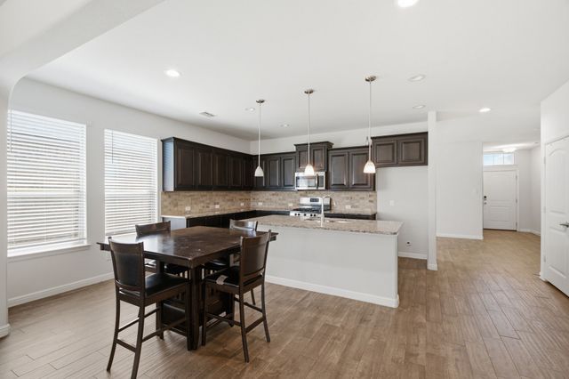 1113 Twin Brooks Lane, Fort Worth, TX 76177