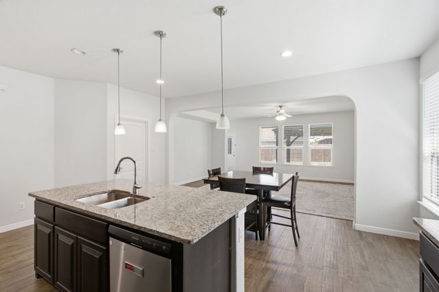 1113 Twin Brooks Lane, Fort Worth, TX 76177