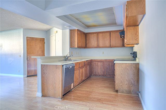 3 Carriage, Pomona, CA 91766