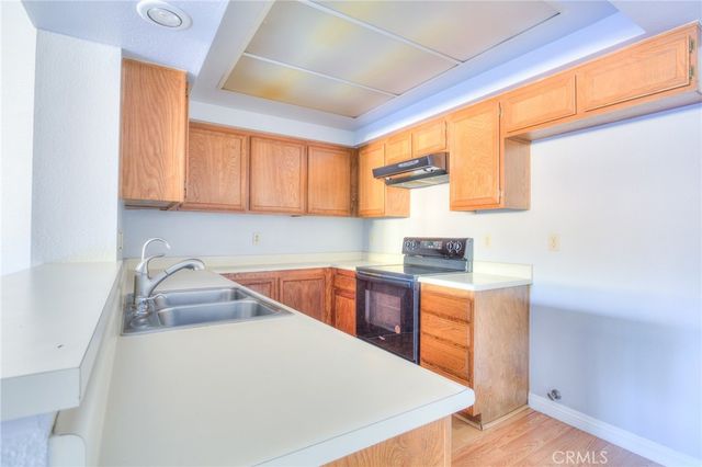 3 Carriage, Pomona, CA 91766