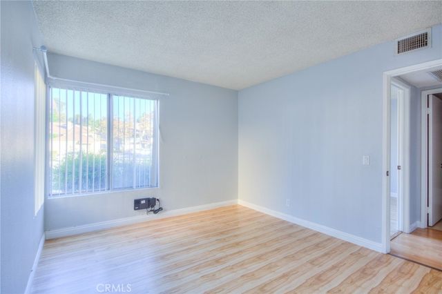 3 Carriage, Pomona, CA 91766