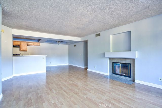 3 Carriage, Pomona, CA 91766