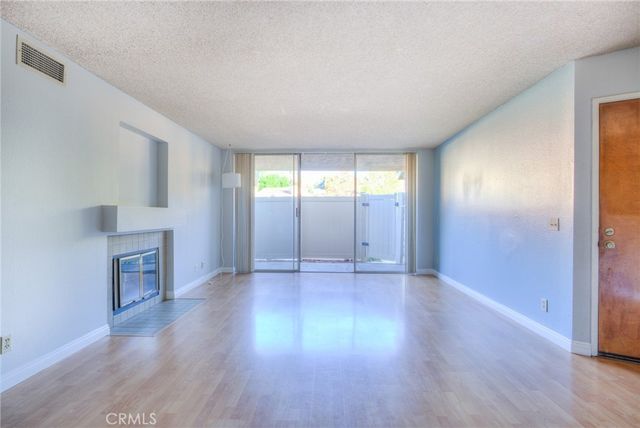 3 Carriage, Pomona, CA 91766