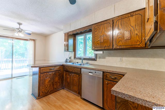 2121 N 129th Street, Omaha, NE 68164