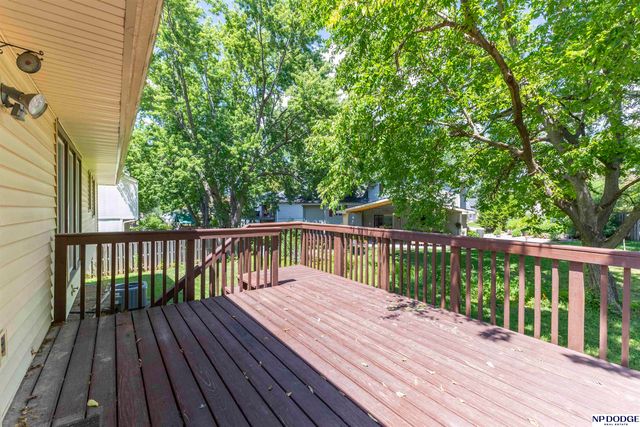 2121 N 129th Street, Omaha, NE 68164