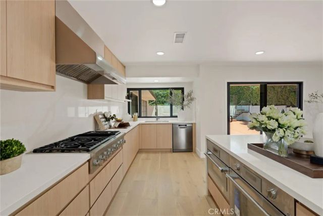 2112 Via Pacheco, Palos Verdes Estates, CA 90274