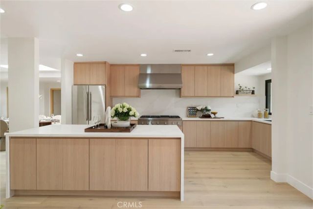 2112 Via Pacheco, Palos Verdes Estates, CA 90274