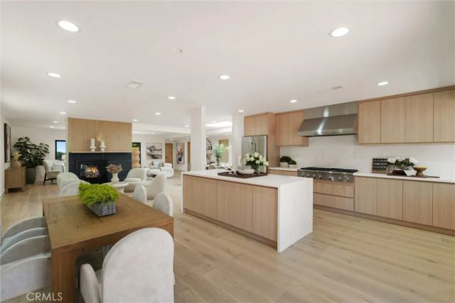 2112 Via Pacheco, Palos Verdes Estates, CA 90274