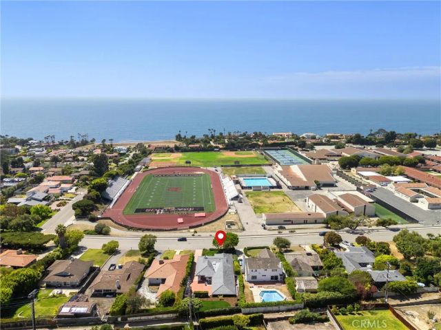 2112 Via Pacheco, Palos Verdes Estates, CA 90274