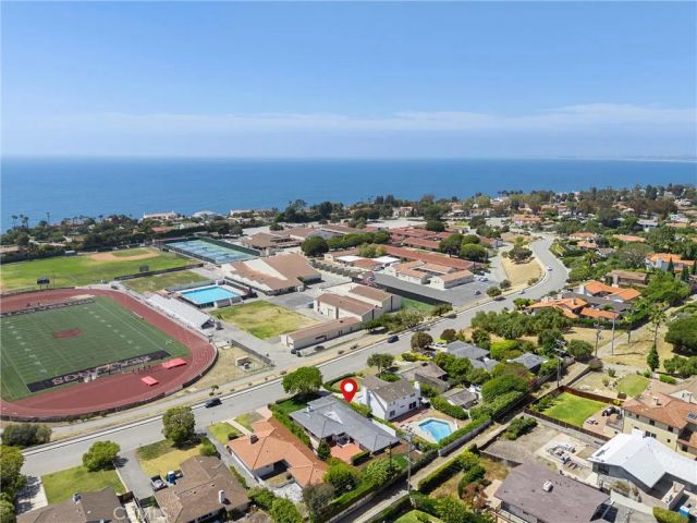 2112 Via Pacheco, Palos Verdes Estates, CA 90274