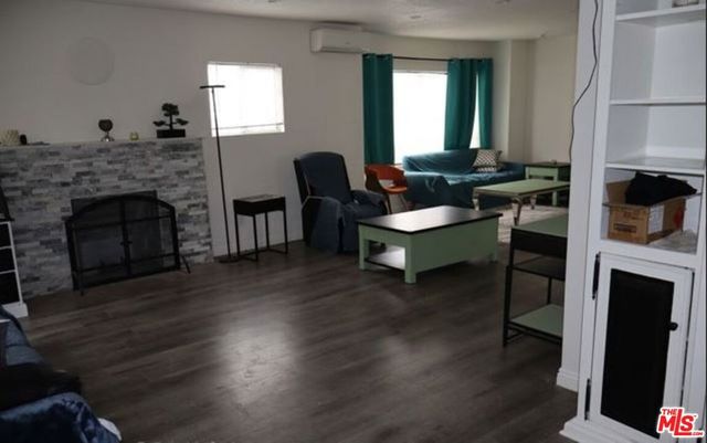 1457 Allison Avenue, Los Angeles, CA 90026