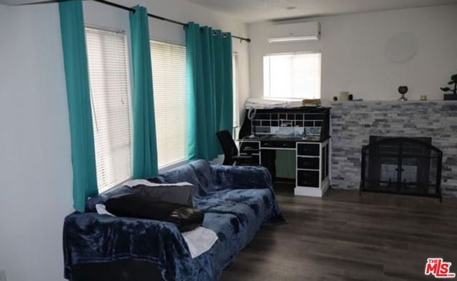 1457 Allison Avenue, Los Angeles, CA 90026