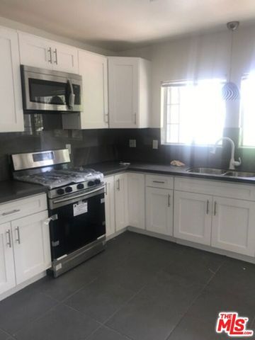 1457 Allison Avenue, Los Angeles, CA 90026