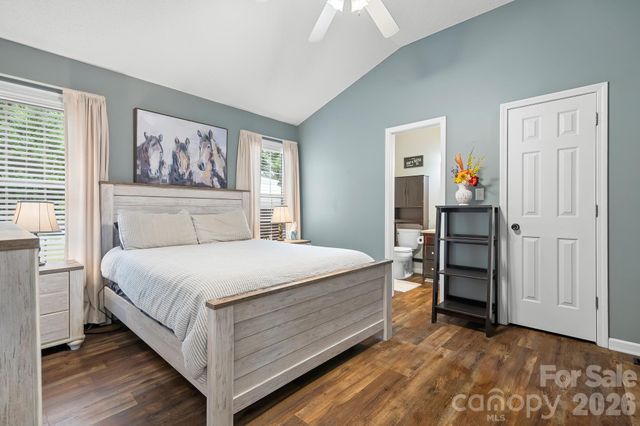 138 Valley Glen Drive, Troutman, NC 28166