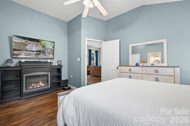 138 Valley Glen Drive, Troutman, NC 28166