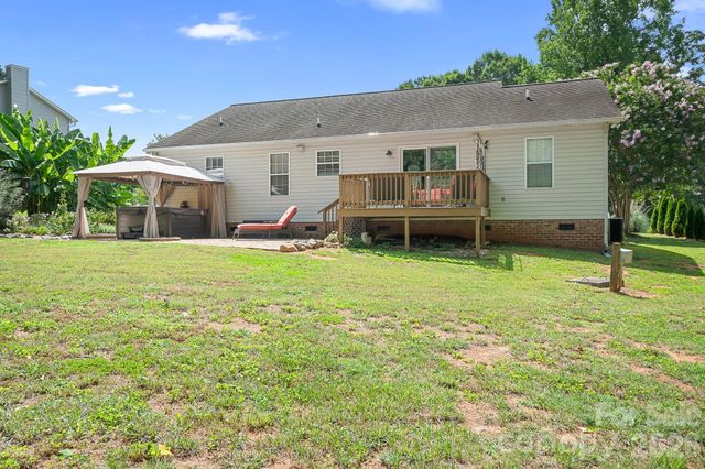138 Valley Glen Drive, Troutman, NC 28166